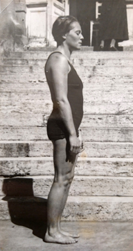 Lily Strausz